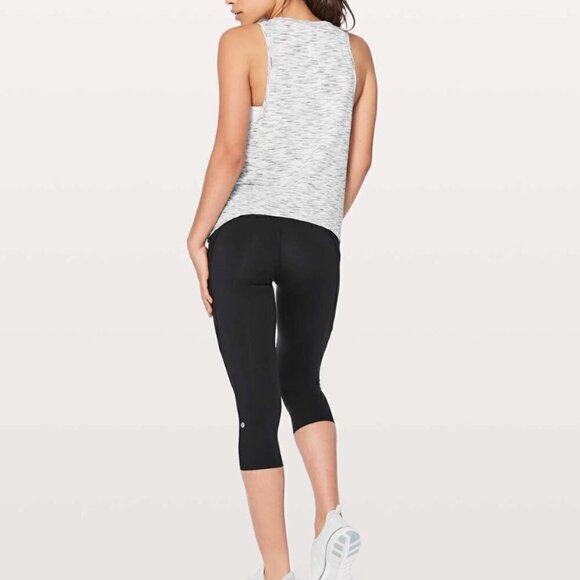 Lululemon Run Muscle Tank Black Grey White 4 NWOT - Picture 4 of 9